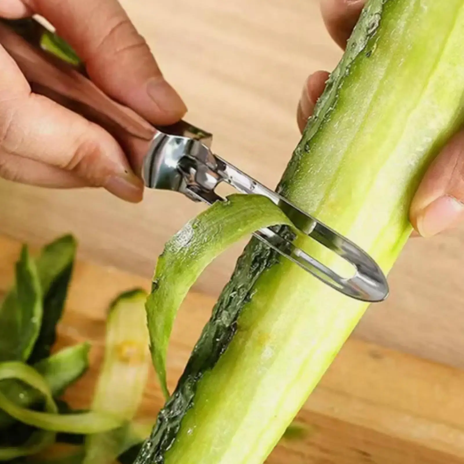 Stainless Steel Vegetable Peeler Potato Peeling Hand Multifunctional Peeling Slicer Tool Kitchen Carrot Potato Fruit Gadgets