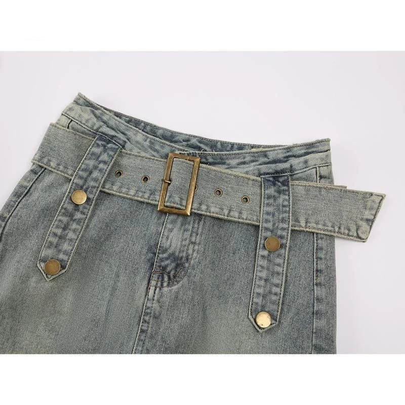 Retro design, niche denim skirt, women's summer high waist slimming, spicy girl A-line hip hugging short skirt