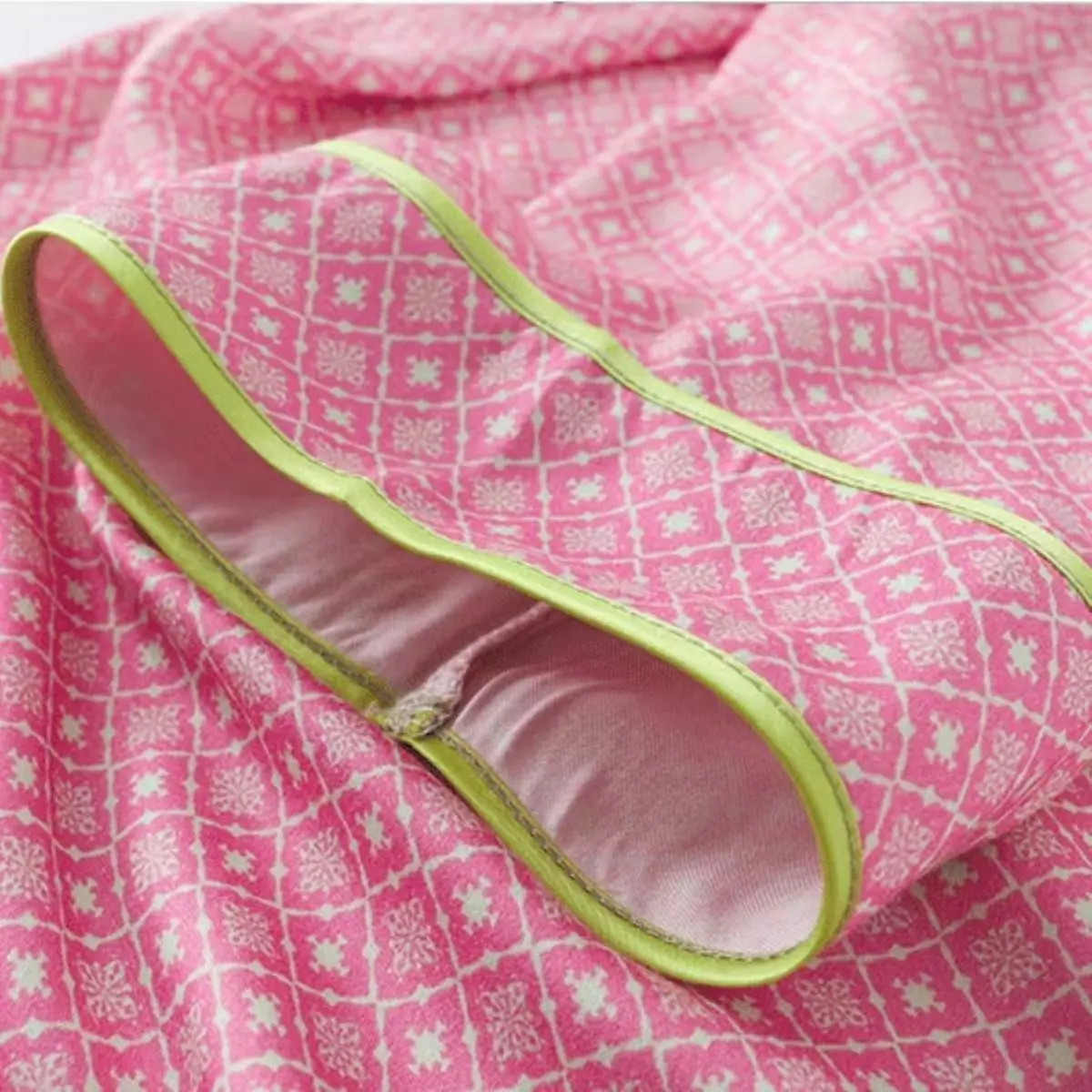 Plus-size Vintage Plaid Pajamas Spring And Autumn Chinese Plate Buckle Skin Friendly Comfortable Casual Temperament Nightgown - Image 5