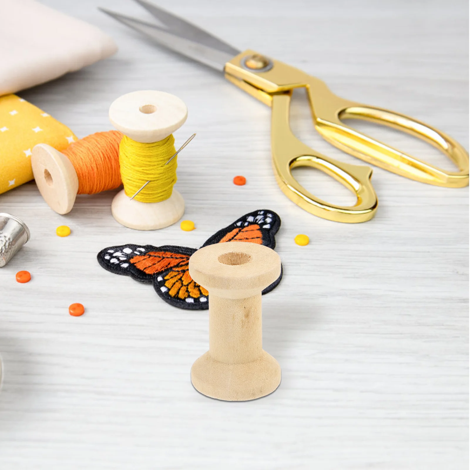 100 قطعة بكرة خشبية بكرات موضوع فارغة للحرف اليدوية الغزل الخياطة حامل التطريز لف بكرات النسيج ملحق الخشب الحرفية