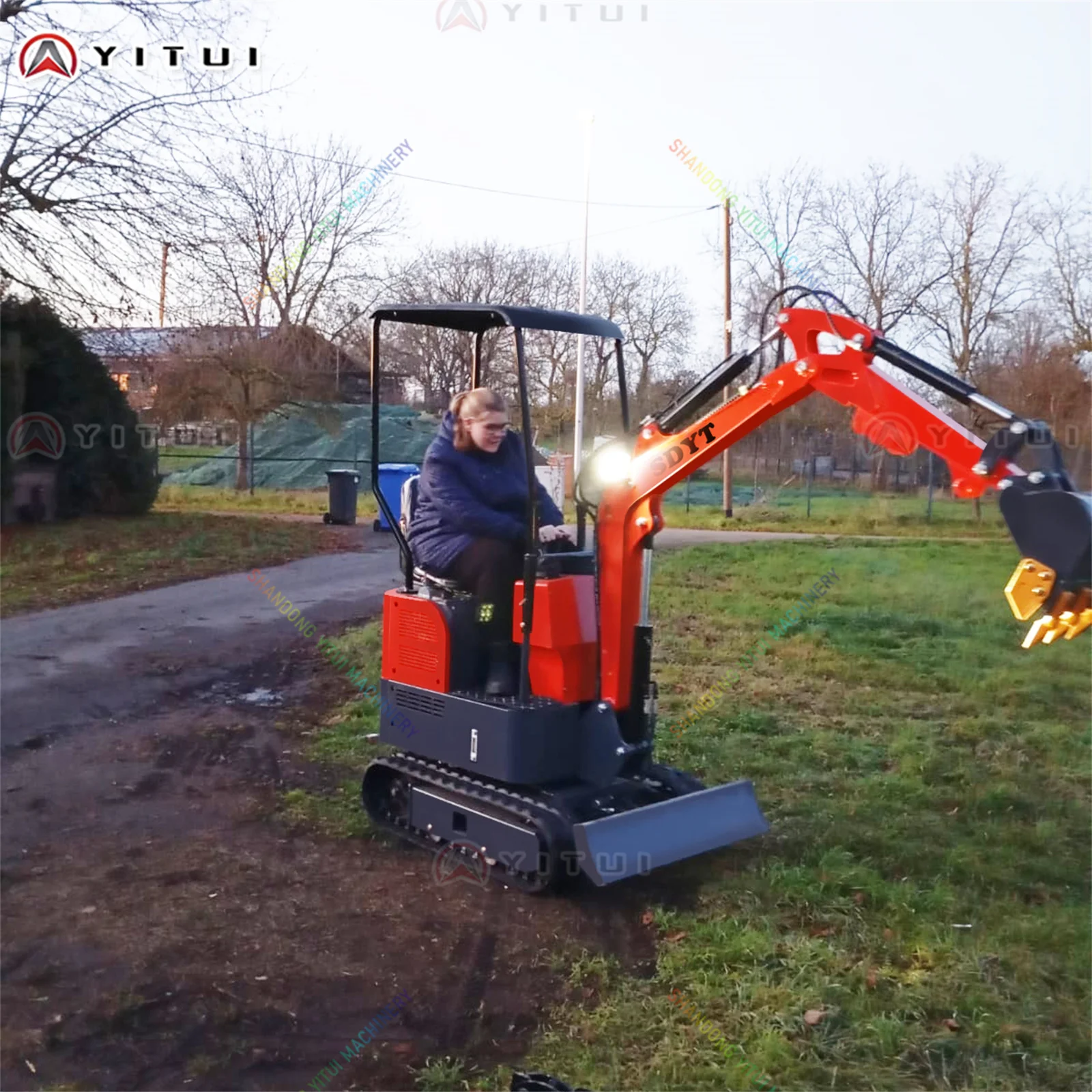 1.8 Tons Of Small Excavator Multiple Scenarios Using Crawler Mini Excavator Factory Delivery High Efficiency Customized