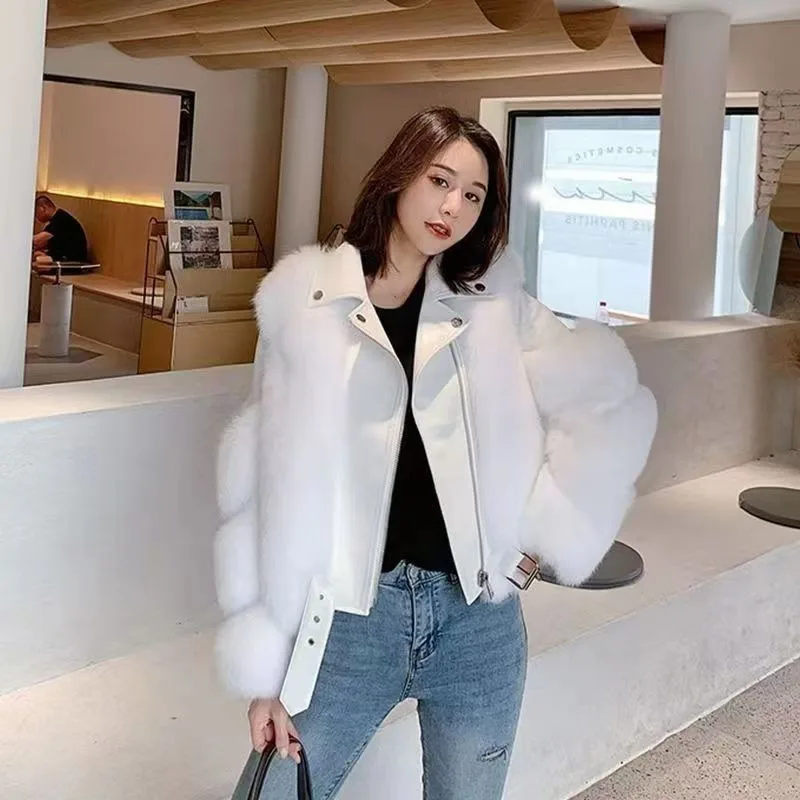 Winter New Fake Fox Fur Coats with PU Leather Jacket Spliced Outwear Luxury Women Motorcycle Style Fur Coats Warm Female