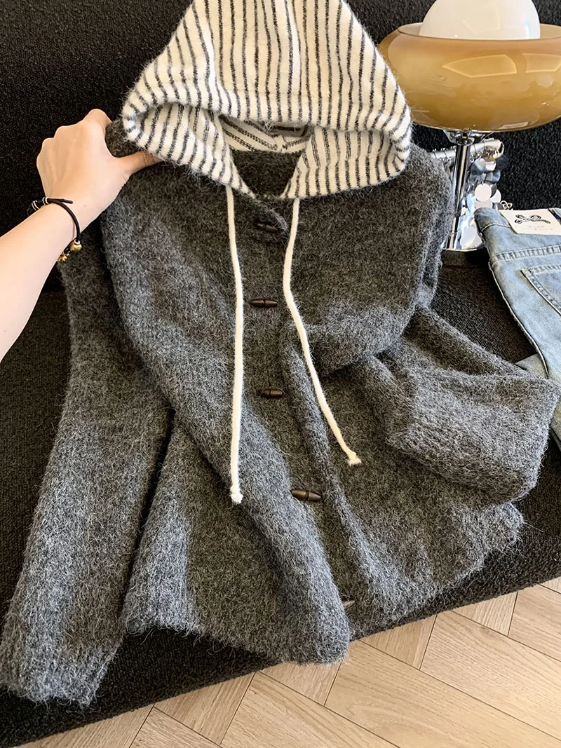 

Versatile Hooded Cow Horn Button Sweater Jacket for Women in Autumn and Winter , New Loose and Lazy Style Knitted Cardigan