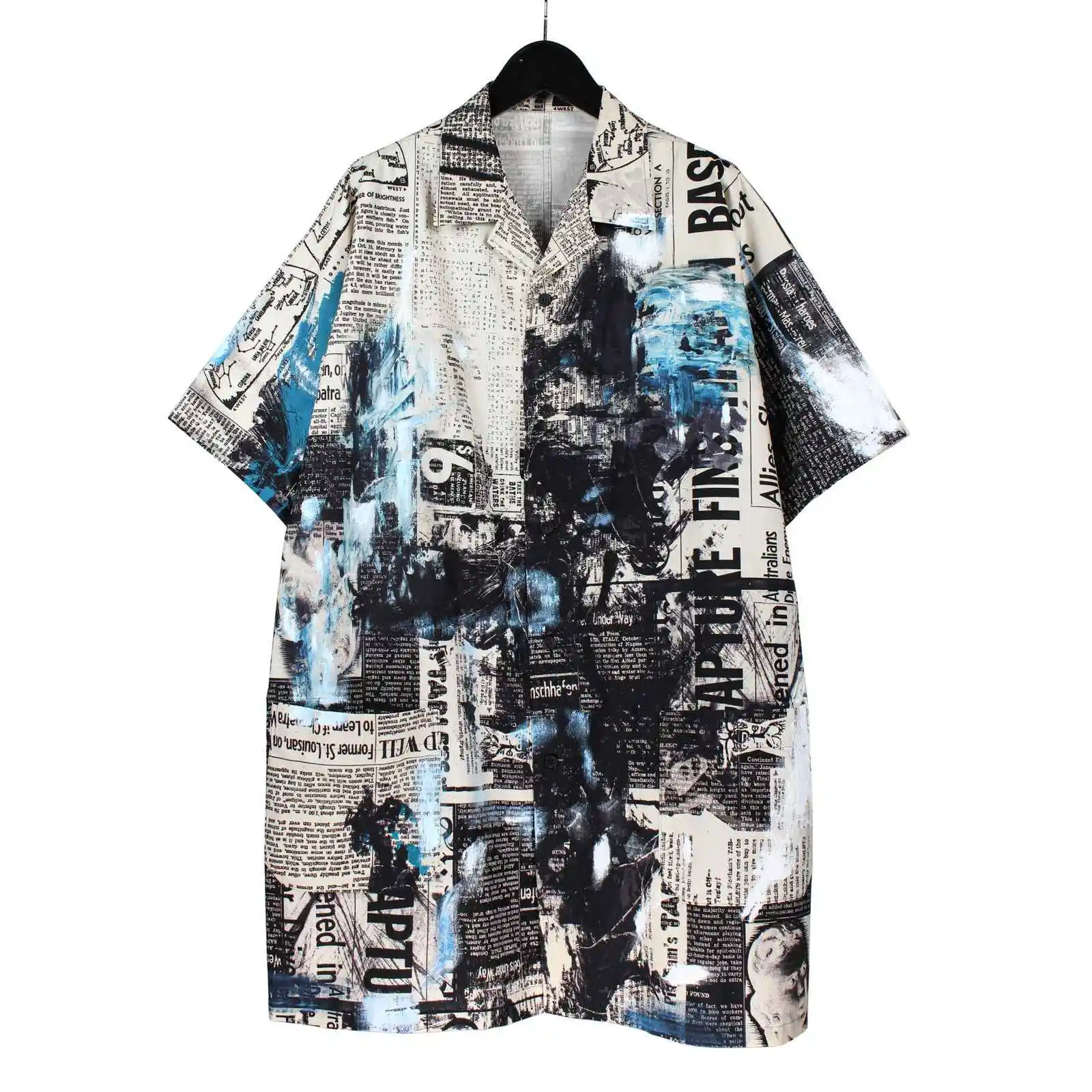

TOP-YAMAMOTO Japanese retro newspaper print mid-length shirts are a trendy men's brand. They are loose and large-sized, casual a