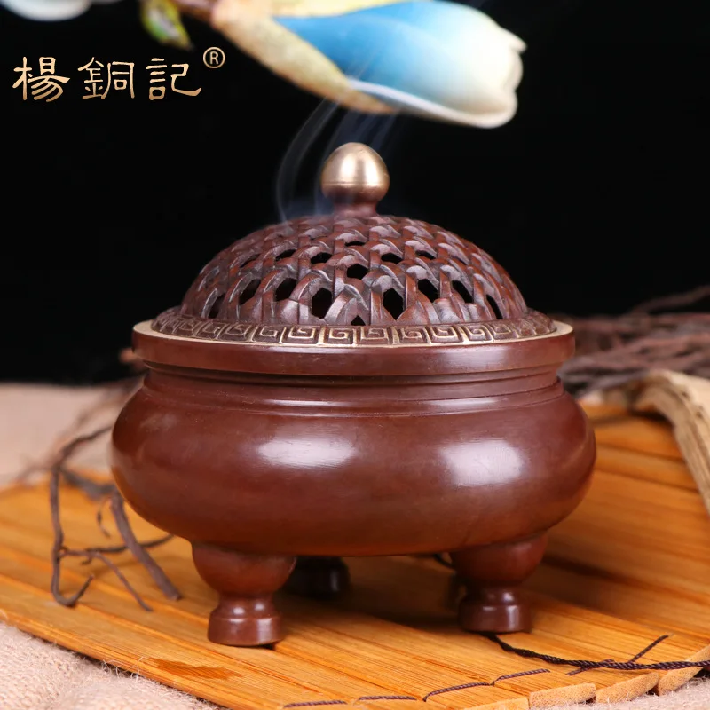 Household incense for agarwood and sandalwood, copper three-legged , decorative piece, burner with mesh cover
