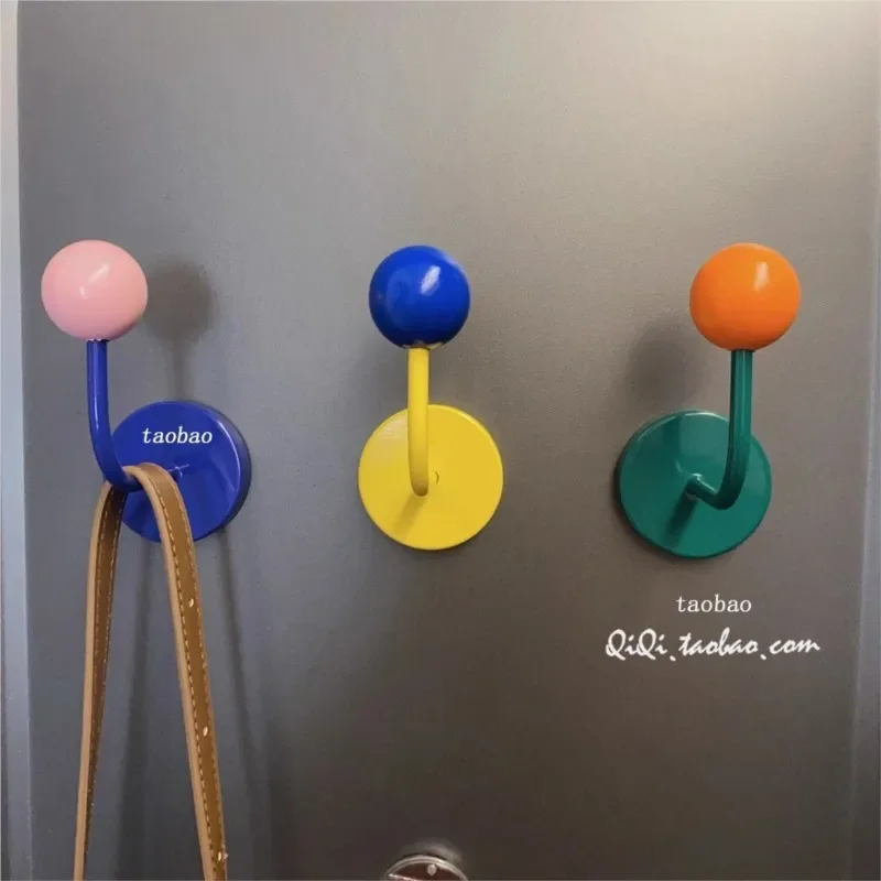 ONEW Magnetic Hooks Strong No-punch Bathroom Kitchen No-trace Suction Iron Magnetic Sticky Hooks Behind The Door Bag Hooks