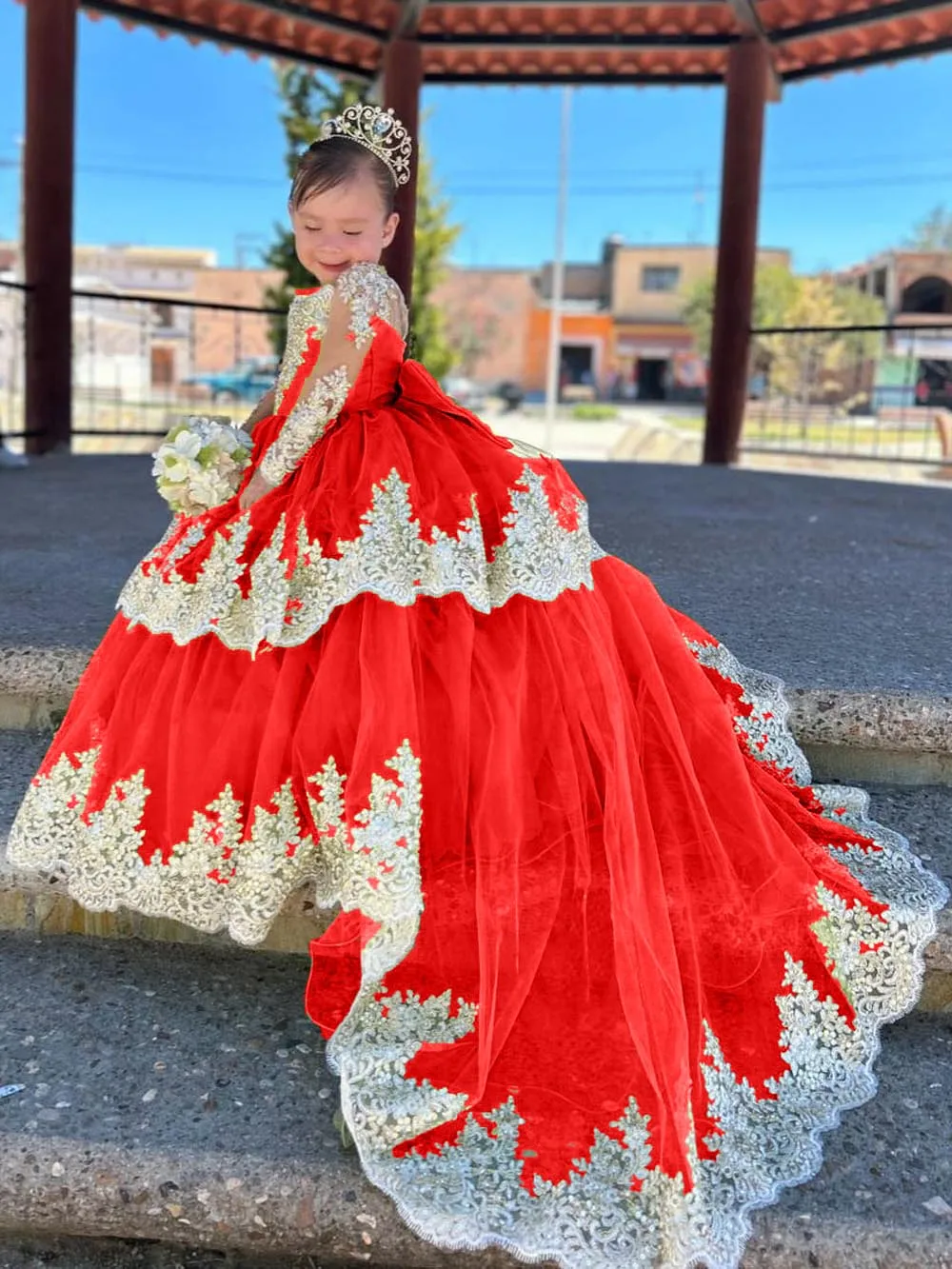 Girls Lace Sleeve Flower Girl Dresses With Train Toddlers Tulle Tiered Pageant Dress Satin Bow Communion Wedding Party Gowns