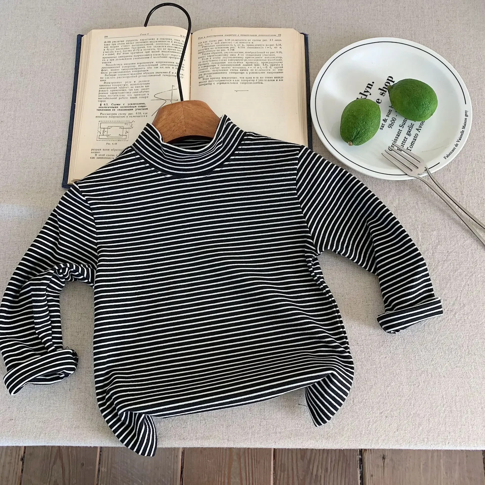 Children's bottoming shirt semi-turtleneck boys striped beige autumn and winter baby long-sleeved t-shirt bottoming tide