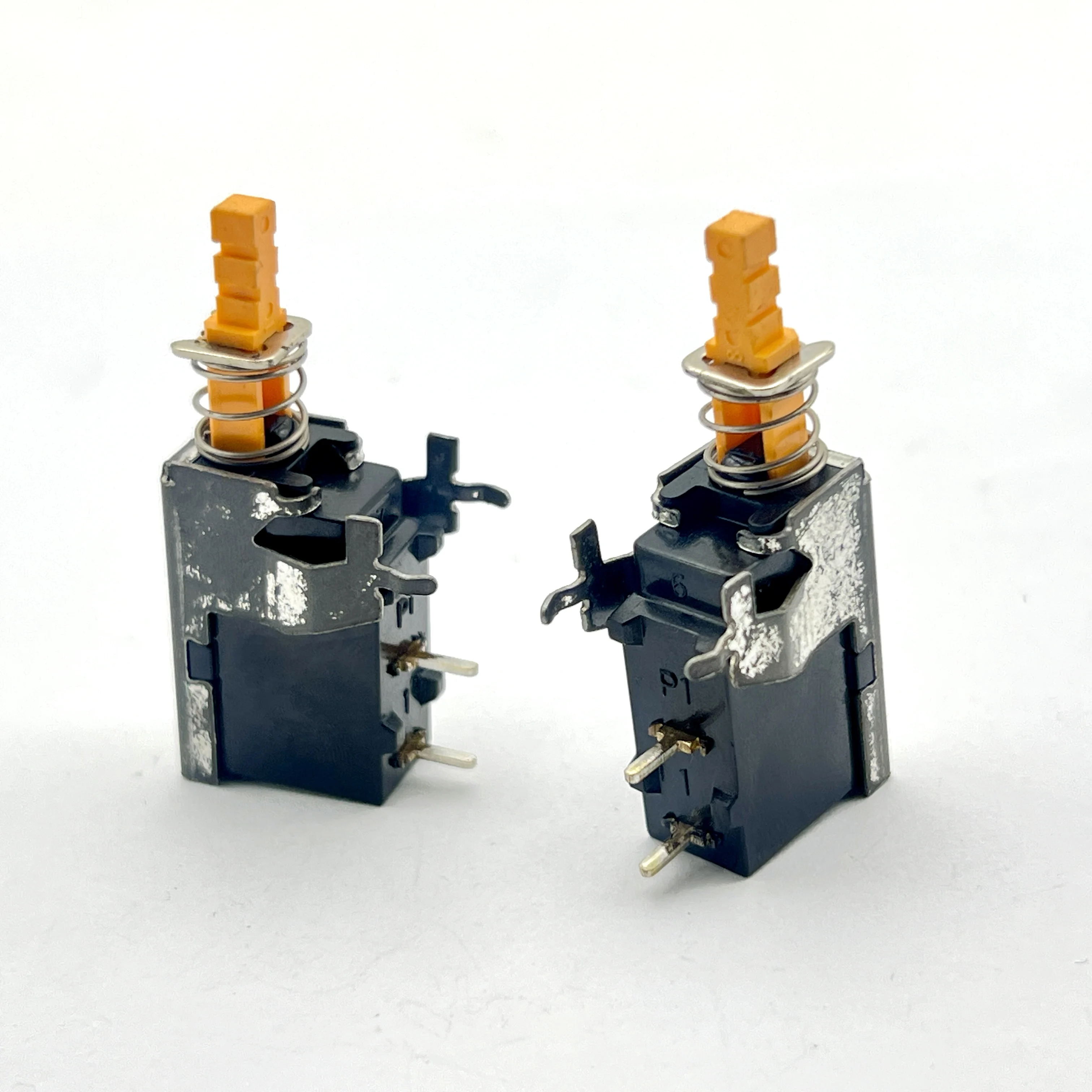 LEGION Taiwan-made oxidized shell TV-5 power switch A10 250VAC/125VAC self-locking switch 1pcs