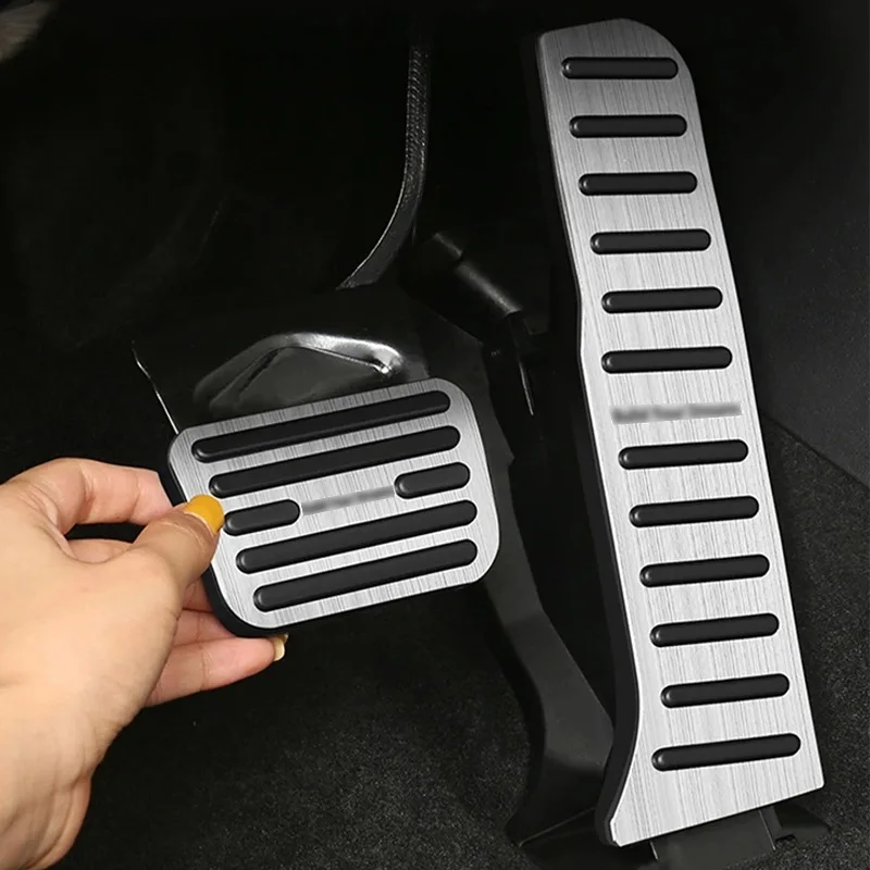 2 Pcs Car Foot Pedals Gas Accelerator Brake Stainless Steel Non-slip Pedal Cover Pads Accessories for Geely Geometry C 2024 2023