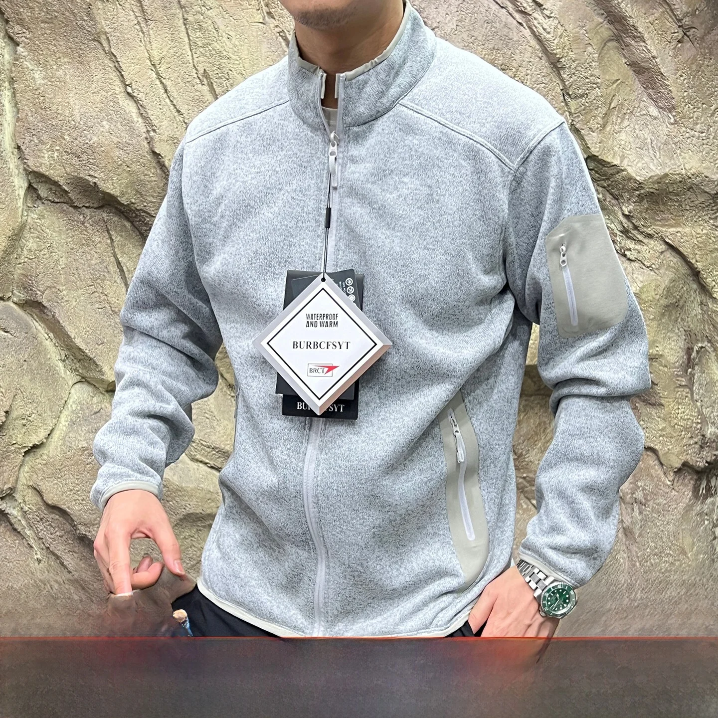 

Outdoor Autumn Winter Fce Lined Knitted Jaet for Couples Warmth Insulated Middle Layer Stand Fit Zipper Closure Hooded