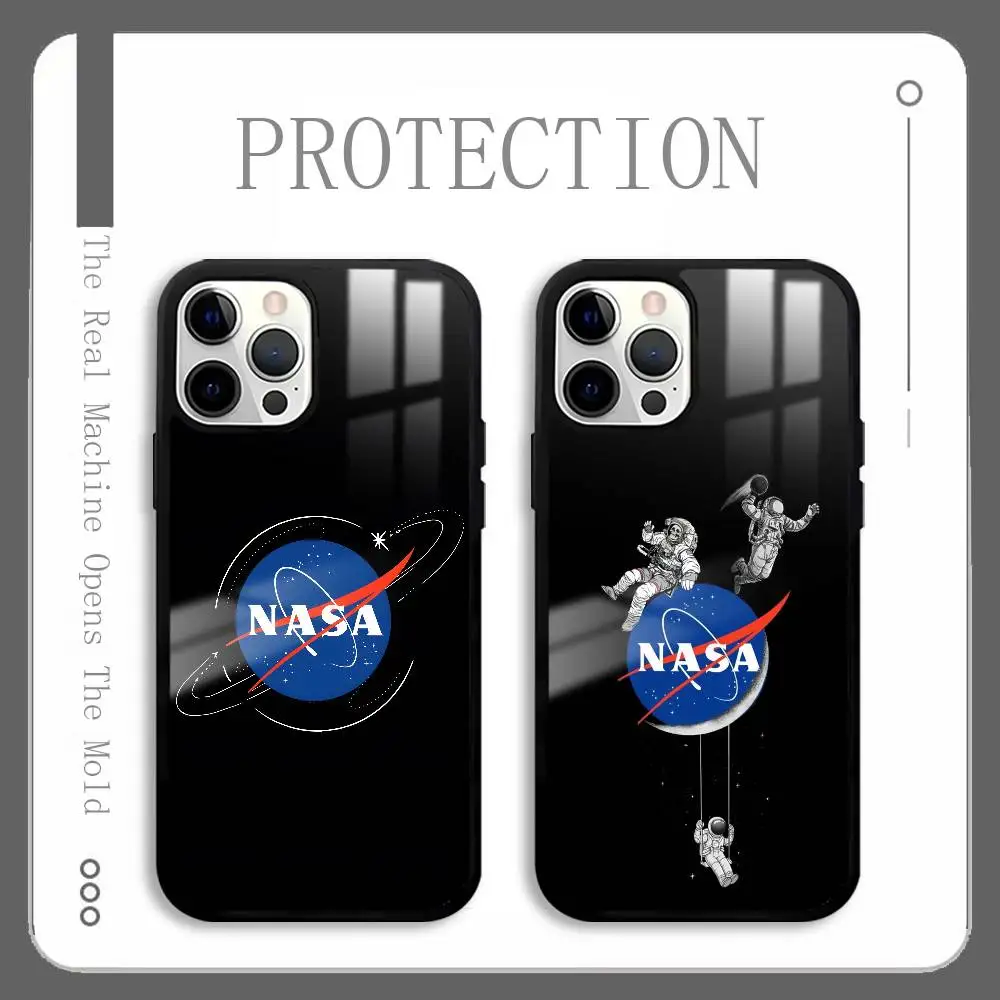 

Astronaut N-NASA Art Phone Case For IPhone 16 15 14 13 12 11 Pro Max Plus Mini Magnetic Magsafe Wireless Charging Cover