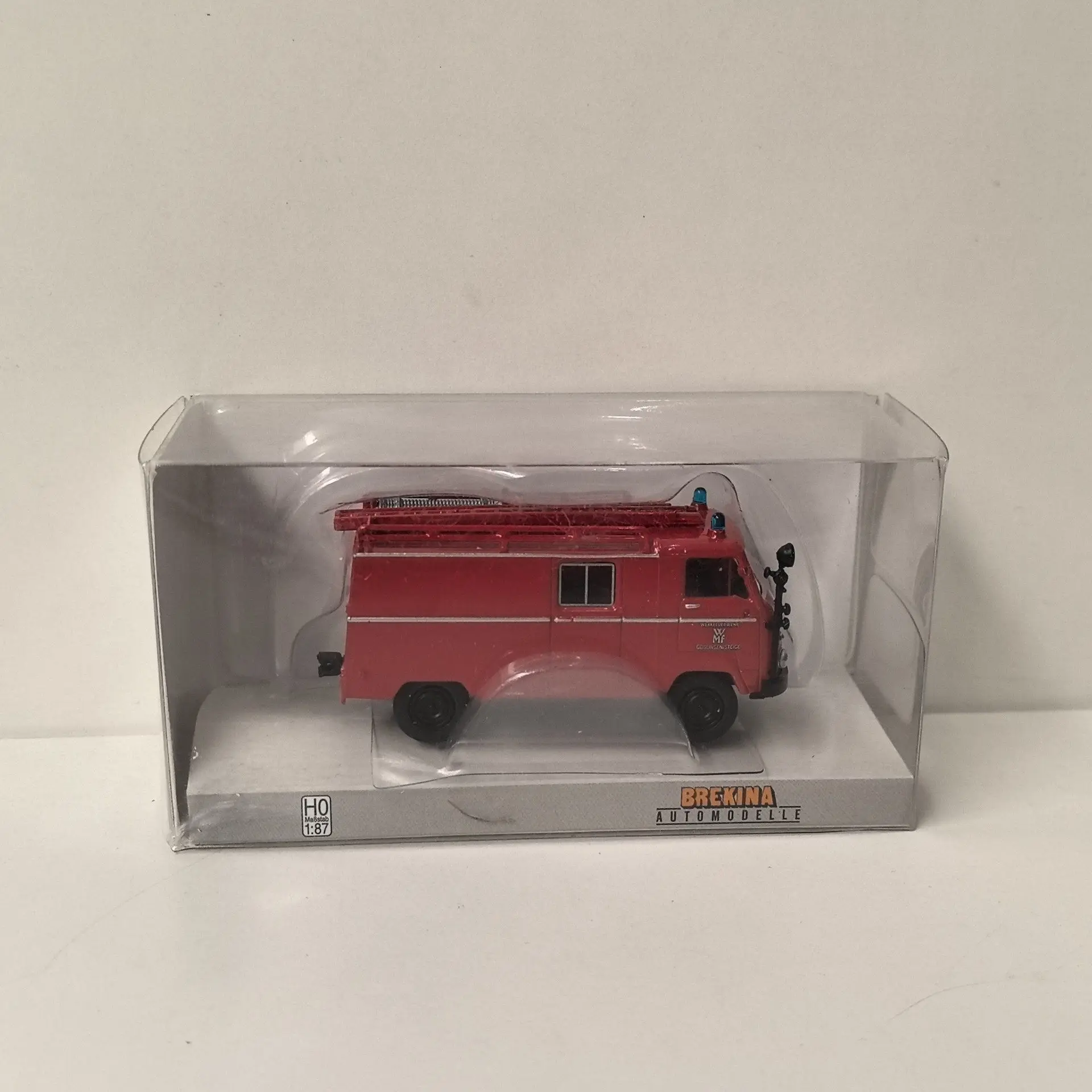 

BREKINA 1/87 Scale HO FAUN F 24 LF 8 2X Plastics Car Model