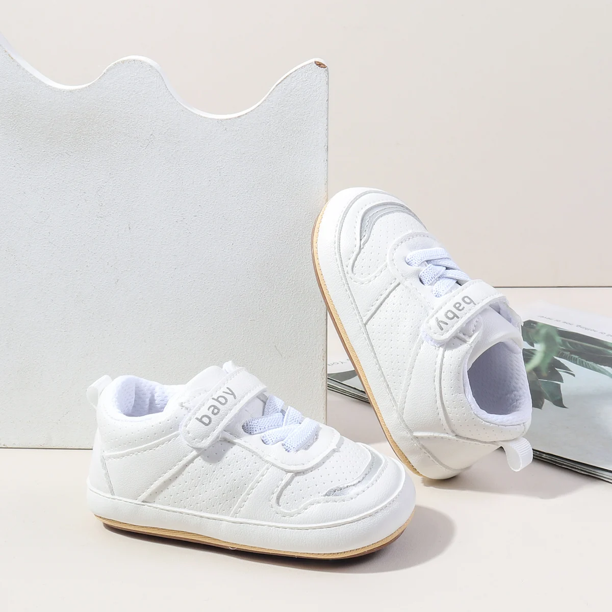 Hot Selling Newborn Baby Boys And Girls First Walking Causal Shoes Outdoor Anti Slip TPR Soles For Baby Unisex Toddler Shoes