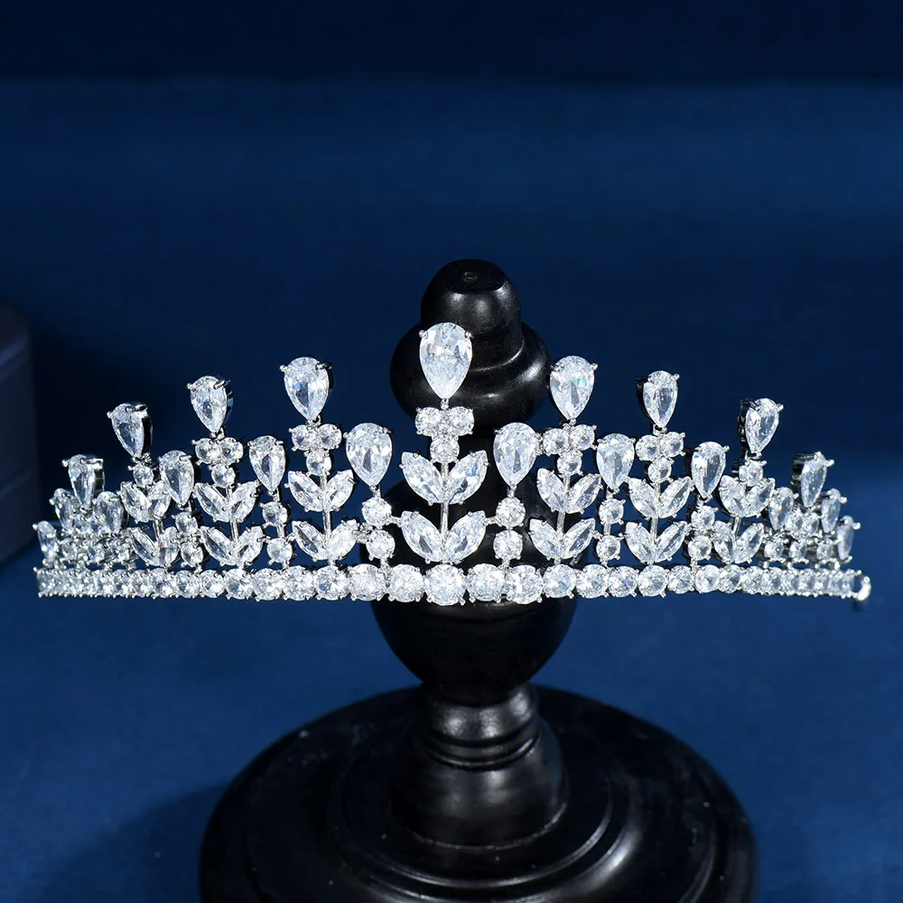 女性のティアラクラウンaaa品質のアクセサリー結婚式のヘアジュエリーマイクロパヴェ誕生日パーティーのヘッドピースhc0001