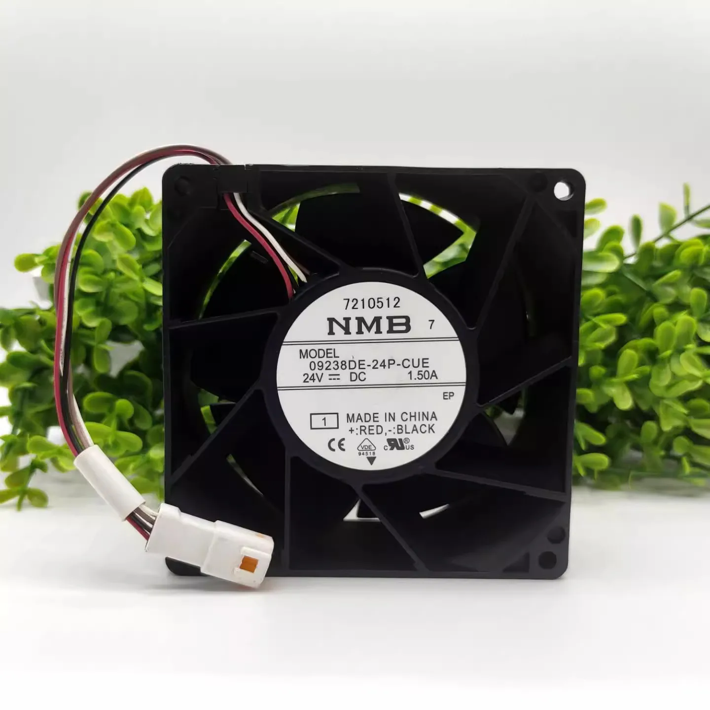 

Original 09238DE-24P-CUE 24V 1.50A 9CM 90 * 90 * 38MM 4-wire waterproof frequency converter violent fan