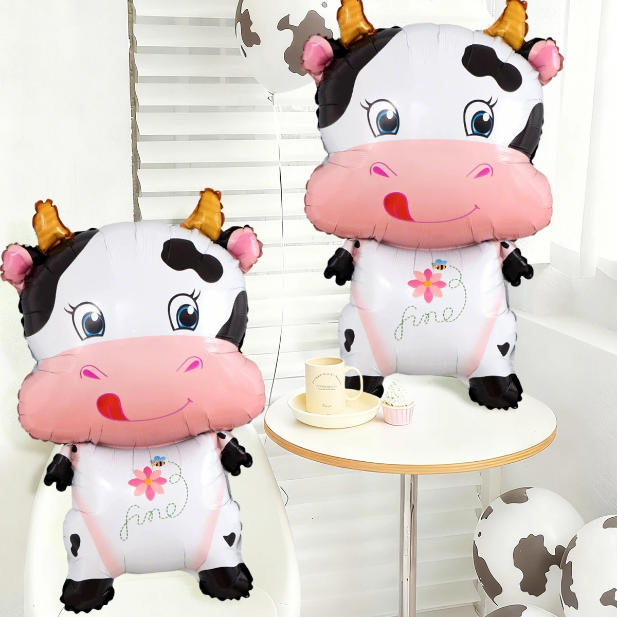2Pcs - Standing Cow…
