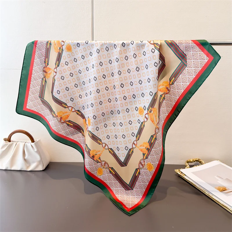 

Printed Square Scarf For Women Elegant Silk Scarves Bandanas Retro Hijab Neckerchief Luxury Shawl Neck Hair Wraps Beach Trip