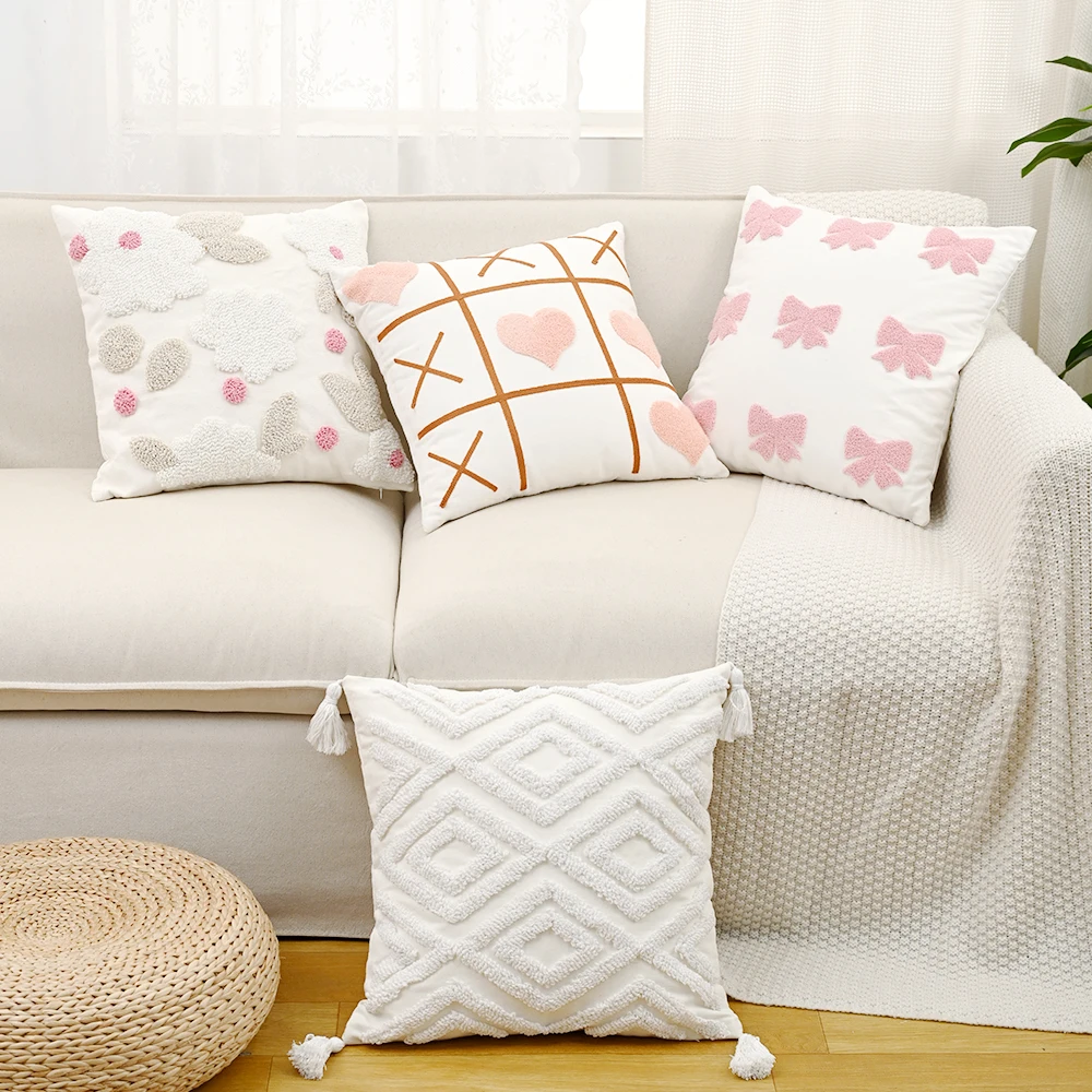 شراء القوس الحب زهرة المطرزة المخدة لطيف البوهيمي أريكة غطاء الوسادة غرفة نوم المنزل غرفة المعيشة ديكور cojines الفقرة سالا