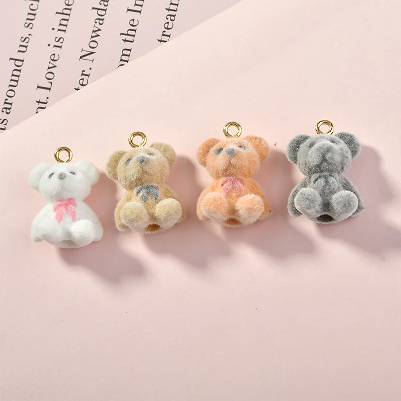 Dijes de resina de oso pequeño de dibujos animados en 3D, colgante de Animal flocado lindo para pendientes, collar, llaveros, fabricación de joyas DIY, 10 piezas