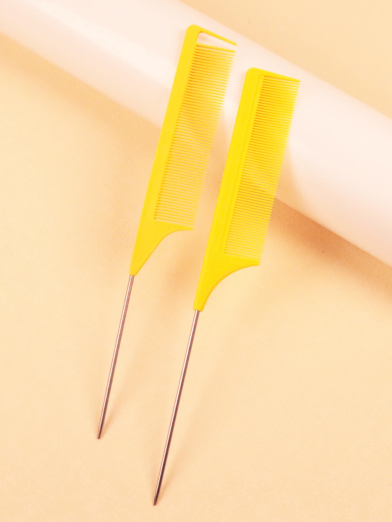 مجموعة تصفيف المشط الأصفر - فرشاة نايلون، مشط ذيل الفئران، فرشاة حافة، مشط ذو أسنان واسعة، مشبك تمساح، خاص للشعر المستعار الحقيقي