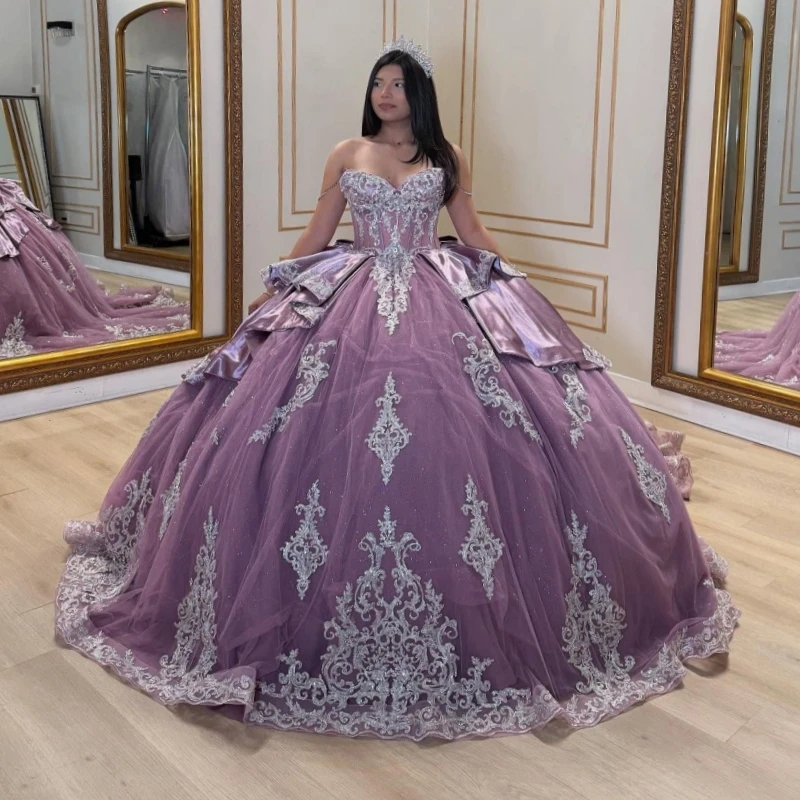 

Light Purple Quinceanera Dress Ball Gown Off The Shoulder Applique Lace Beading Crystal Bow Tull Sweet 16 Dress Vestidos De 15