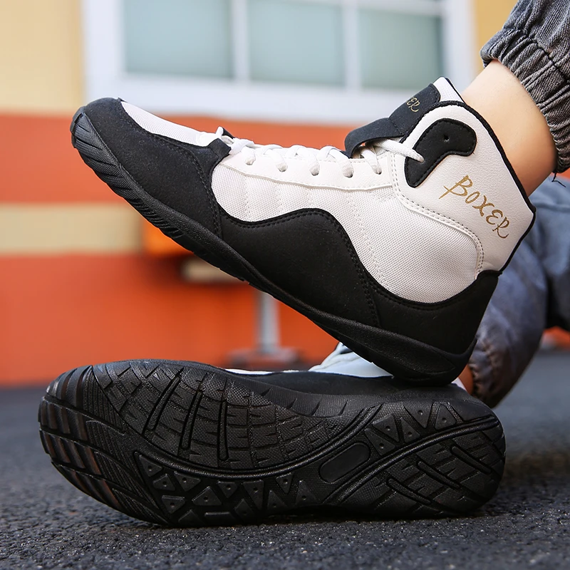 

New Men's Wrestling Shoes Professional Wrestling Boots Comfortable Training Gym Boxing Boots Neutral Sports Fighting Sneakers