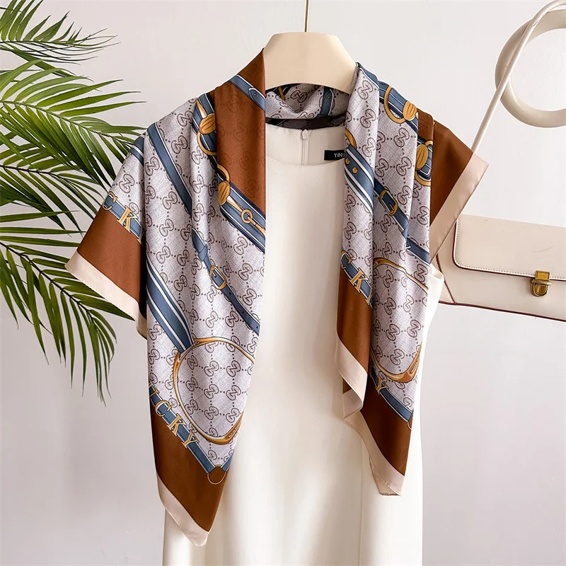 

Korean version of retro horse leash 90 imitation silk scarf retro printed colored versatile shawl diffa scarf head