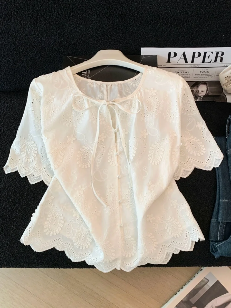 

Korean Style Lace Hollow Short Sleeve Women's Shirt Summer New Design Slim Fit round Neck Breathable Thin Branch Top