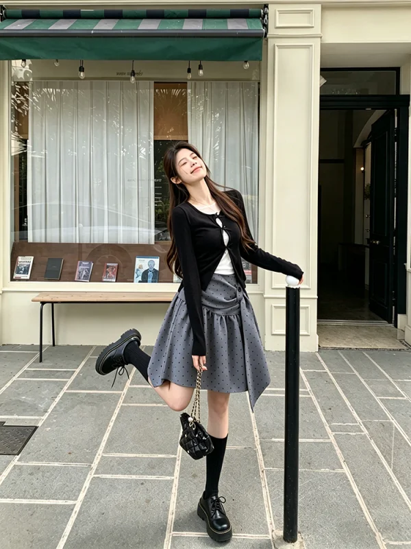 

Серая юбка А-силуэта в горошек с завышенной талией, стройнящая, скрывающая бедра, женская, весенняя, новый стиль, для повседневной носки, устойчивая к деформации