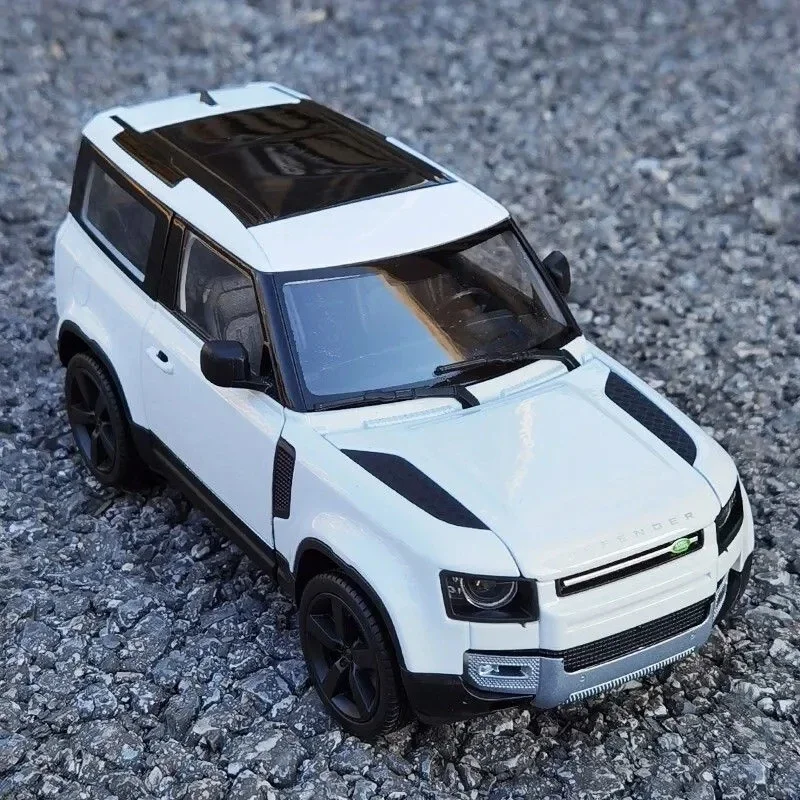 

1:26 WELLY 2020 Land Rover Defender 90 Diecast Alloy Car Model Metal Toy Off-road Vehicles Car Model Simulation Childrens Gifts