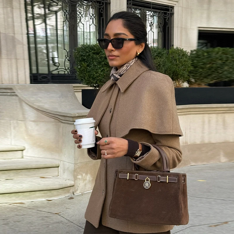 

Elegant Solid Woolen Blend Coat for Women Lapel Shawl Sleeve Jacket Cinching Waist Single Breasted Outwear 2026 New Lady Coats