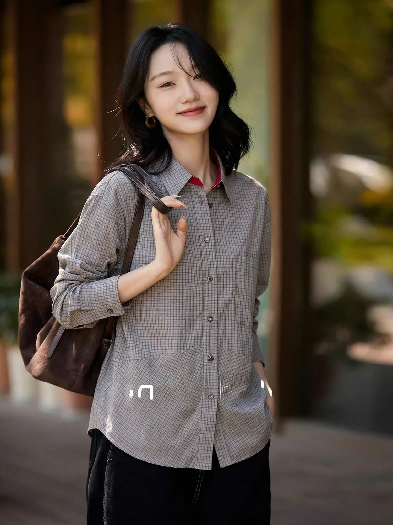 

Chivirin Japanese Sle Vintage Long Sve Plaid Cotton irt Women's Loose Collar Commuter Sle Outerwear Spring 2026