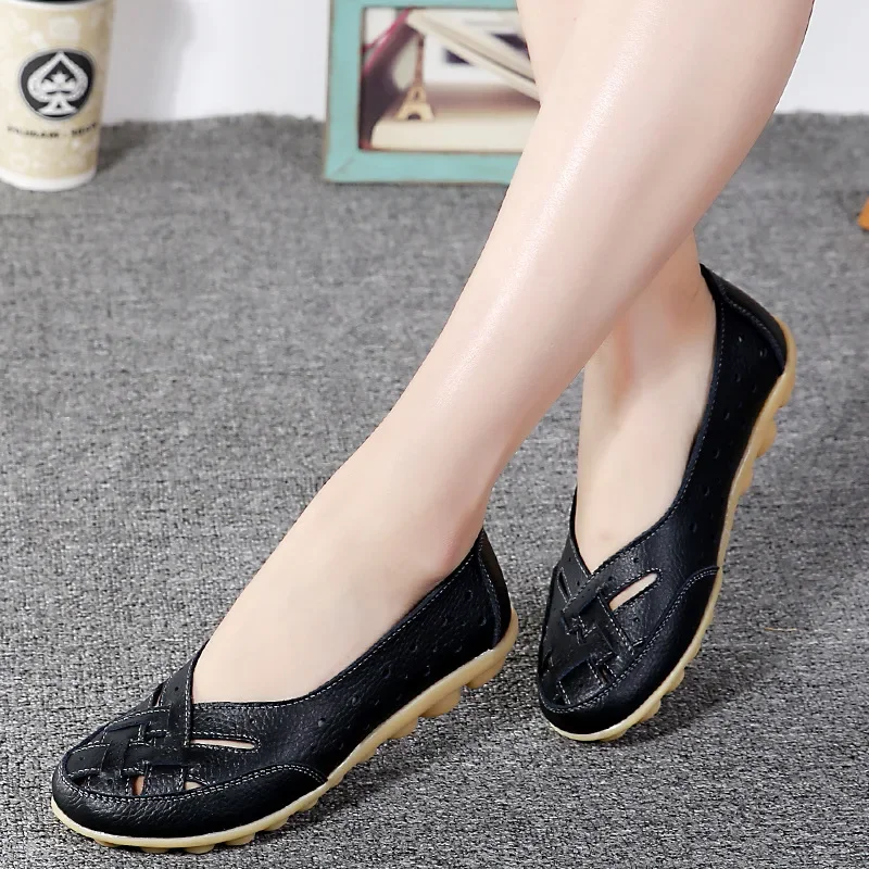 Women Flats Summer Soft Leather Women Shoes Ladies Hollow Out Casual Shoes Plus Size 35-44 Moccasins Woman Loafers Zapatos Mujer