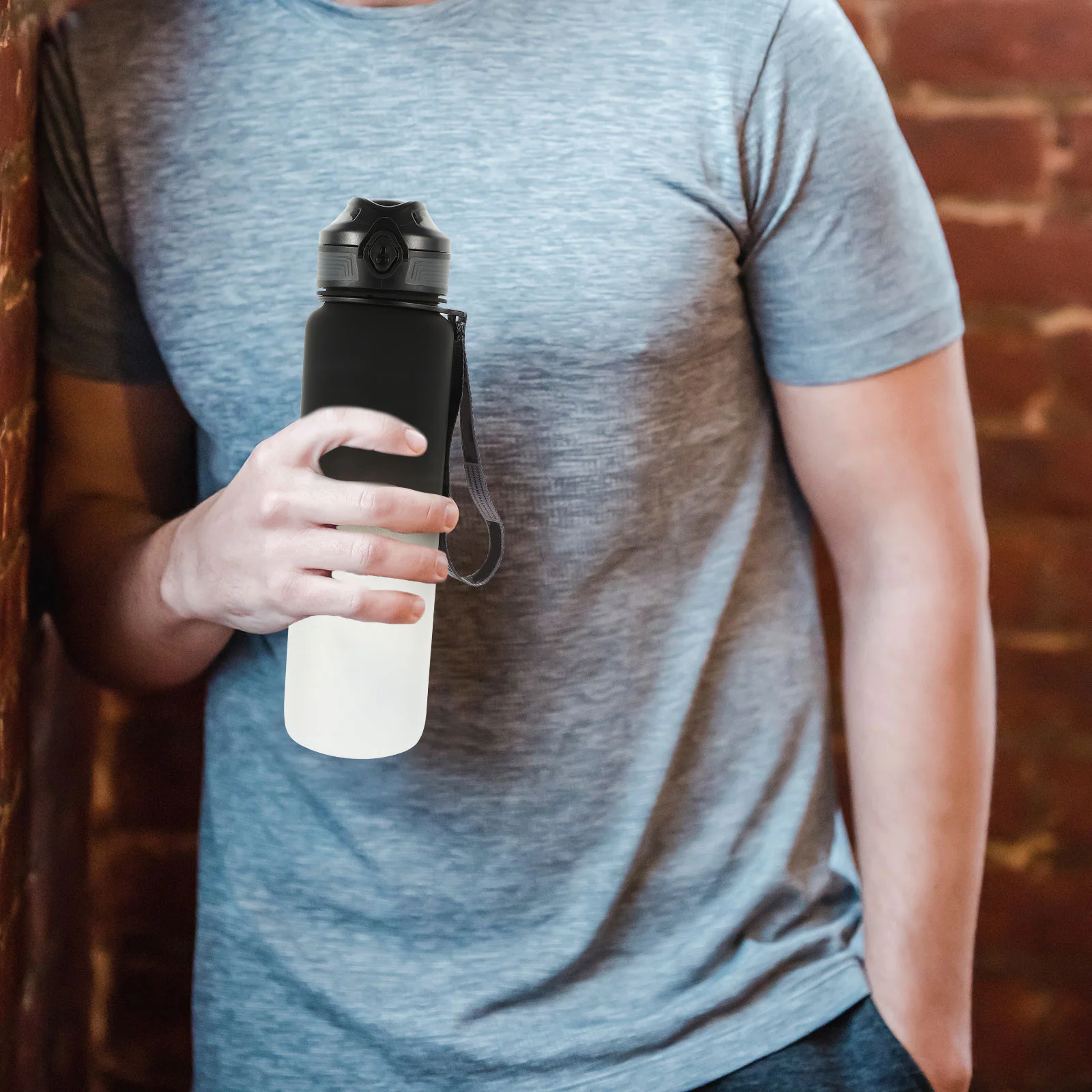 

Leakproof Sports Water Bottle 1L Large Capacity Bpa-Free Impact Resistant Lightweight Portable Fitness Bottle for Gym Hiking