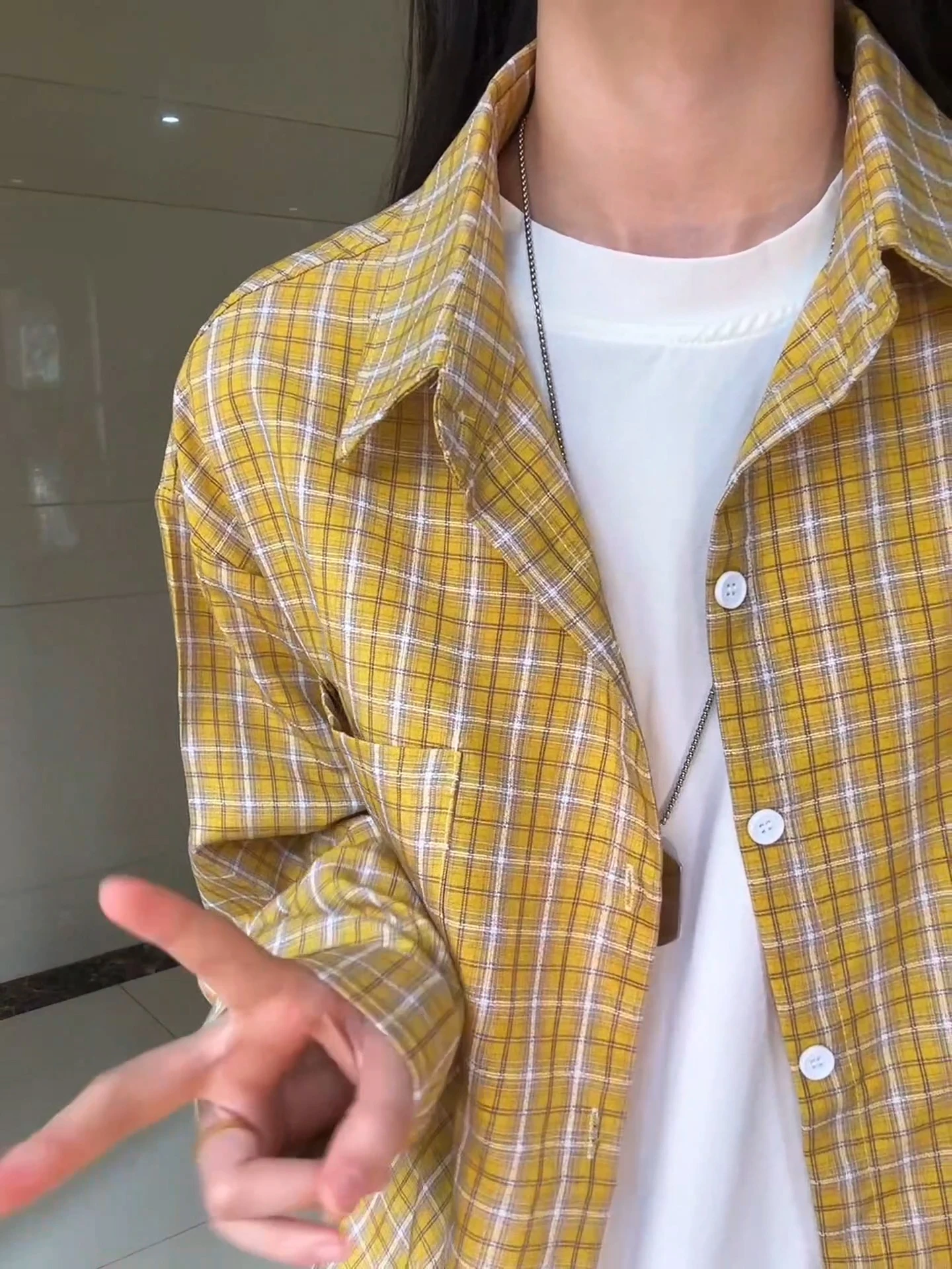 

Ретро-пальто в американском стиле, желтое, в клетку, удлиненное, осеннее, повседневное, солнцезащитное, для пар, из полиэфирного волокна