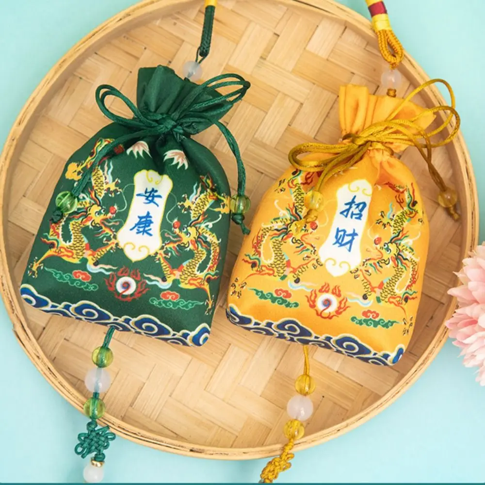 

Новогодний саше-мешочек «Год Дракона» в китайском стиле для ароматных трав, украшений и подарков