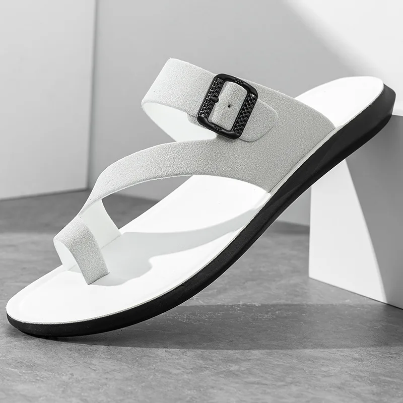 2026 New Summer Handmade Leather Slippers Trendy Fashion Men's Flip-flops Outdoor Breathable Comfortable Men and Simple Sandals