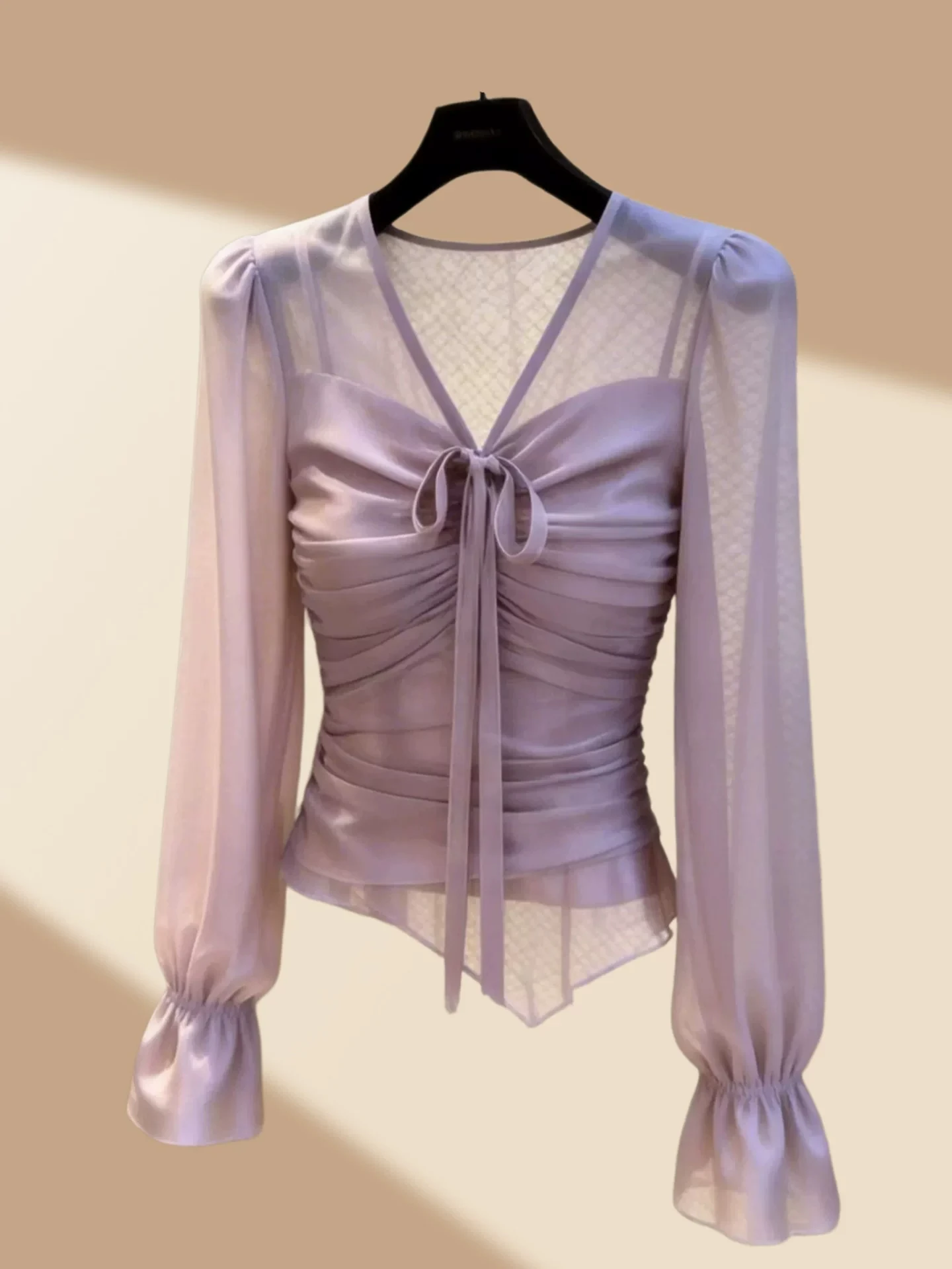

Slimming V-Neck Waist-Cinching Shirt Long Sleeve Fashionable Design for plus Size Women French Style Straight Cut Button up Top