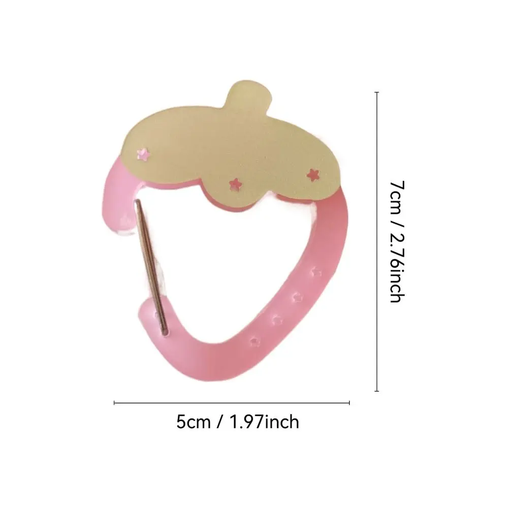 لطيف الفراولة شكل حلقة تسلق جوفاء PVC مشبك المفاتيح متعددة الأغراض لون الحلوى كيرينغ هوك