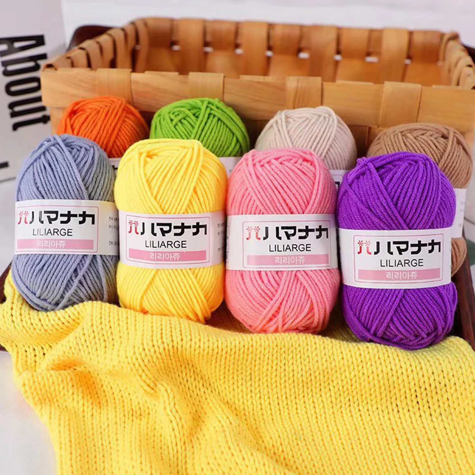 

9Color DIY Knitting Crochet Yarns 1Roll Wool Yarn Anti-static Anti-tangle Wool Yarns for Sewing Hand Crafting Bag Doll Blanket