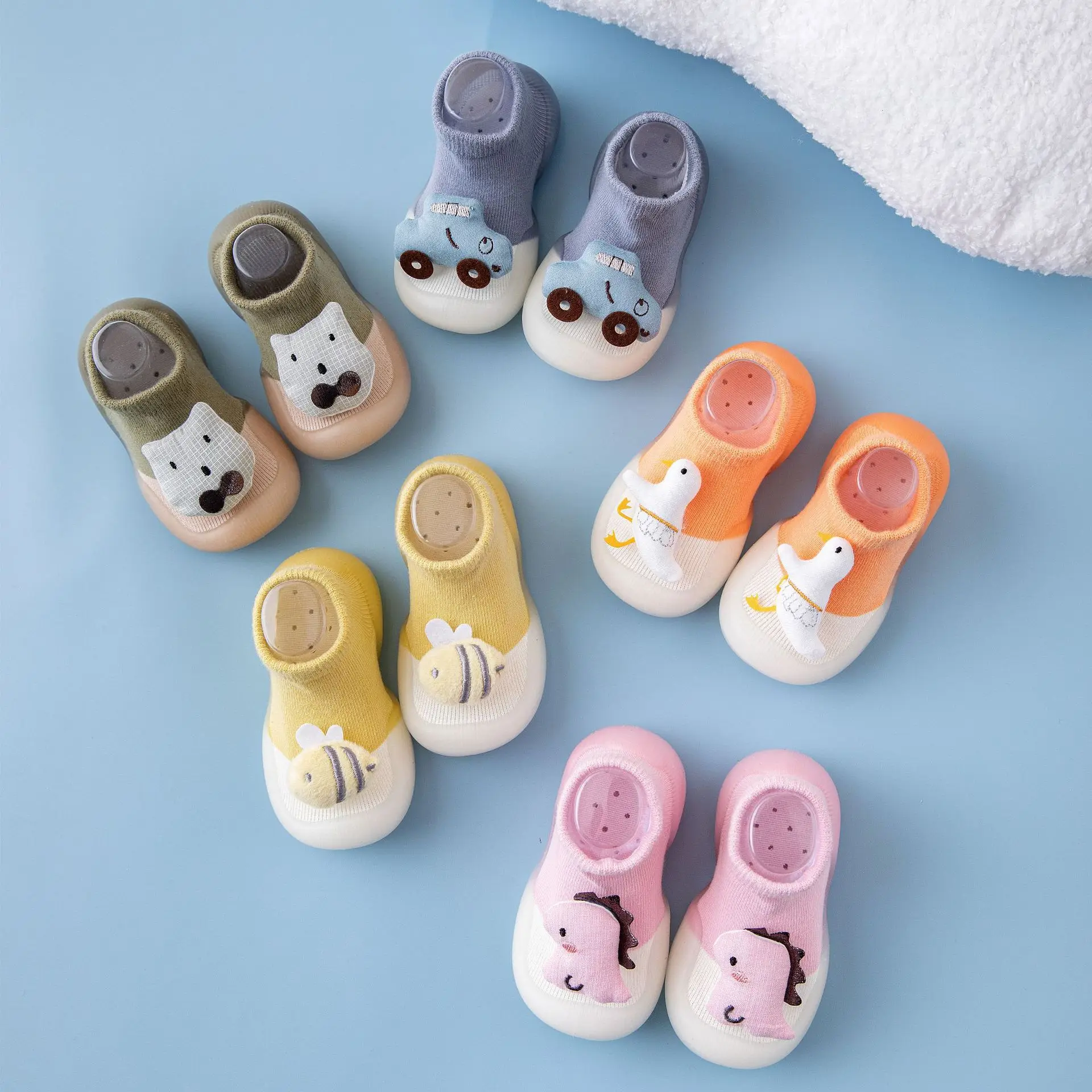 

Новая весенне-летняя новая детская обувь и носки на мягкой подошве, детская обувь и носки для малышей, напольная обувь, кукольные носки, обувь