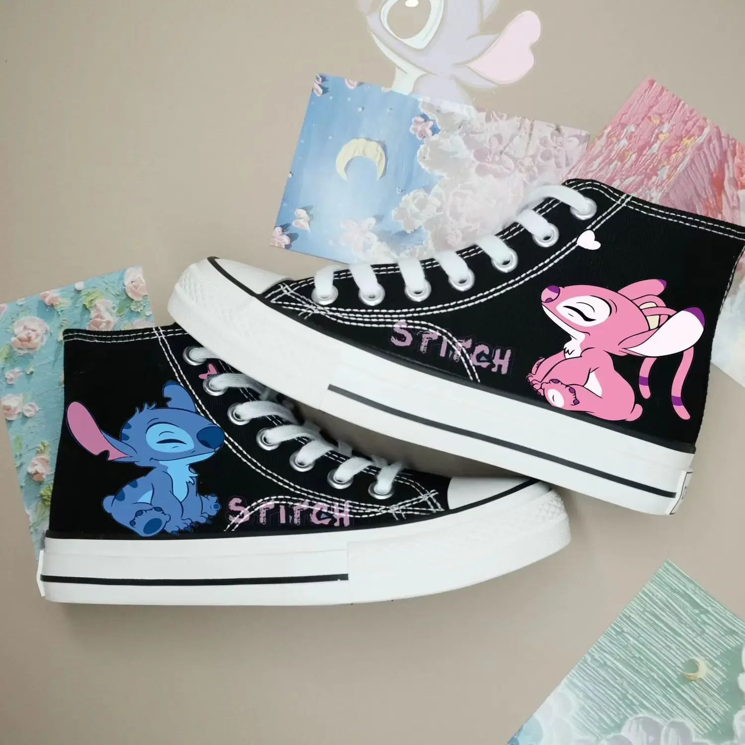 2024new Stitch dziecięce brezentowe buty Disney chłopcy dziewczęta wysokie trampki Graffiti wszechstronne buty dla par urodziny prezenty