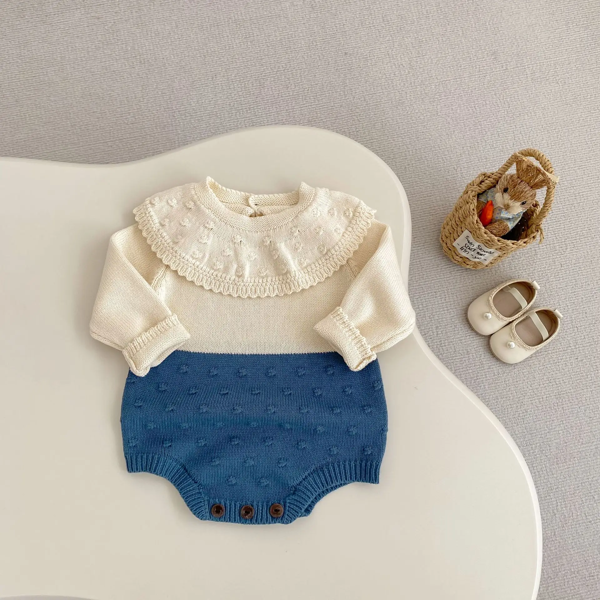 

Новая осенняя детская одежда для детей 0-3 лет, трикотажный комбинезон с длинными рукавами абрикосово-синего цвета.
