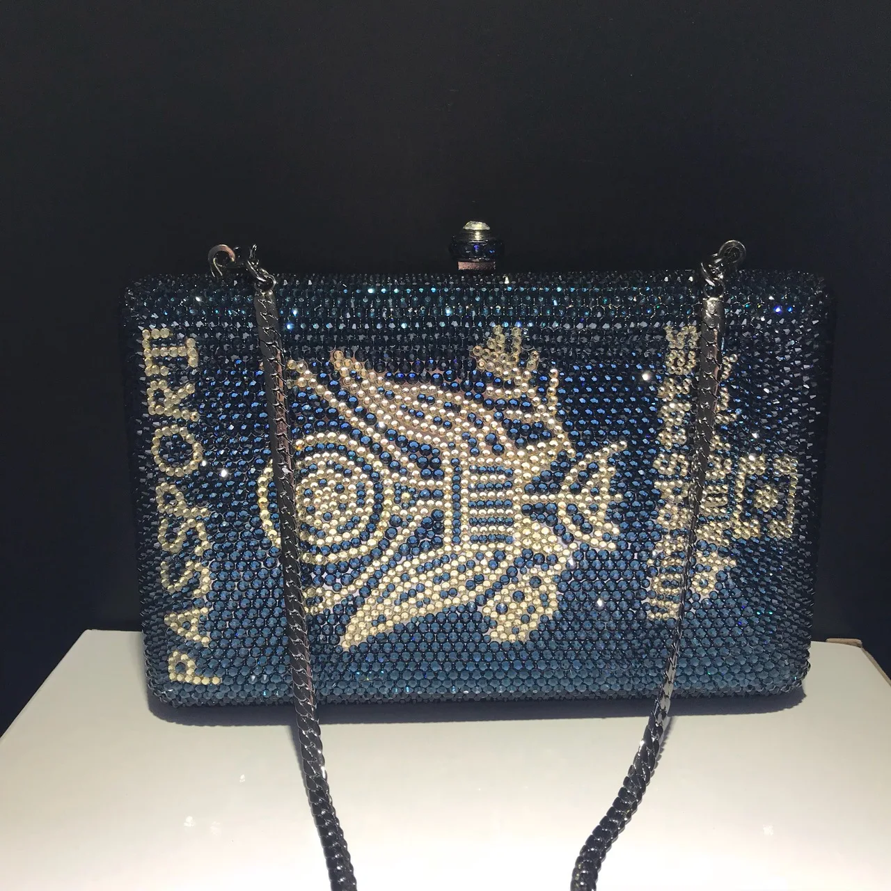 Koyu Mavi Pasaport Şekli Elmas - Luxury Bags Blue incelemesi ve fiyatı