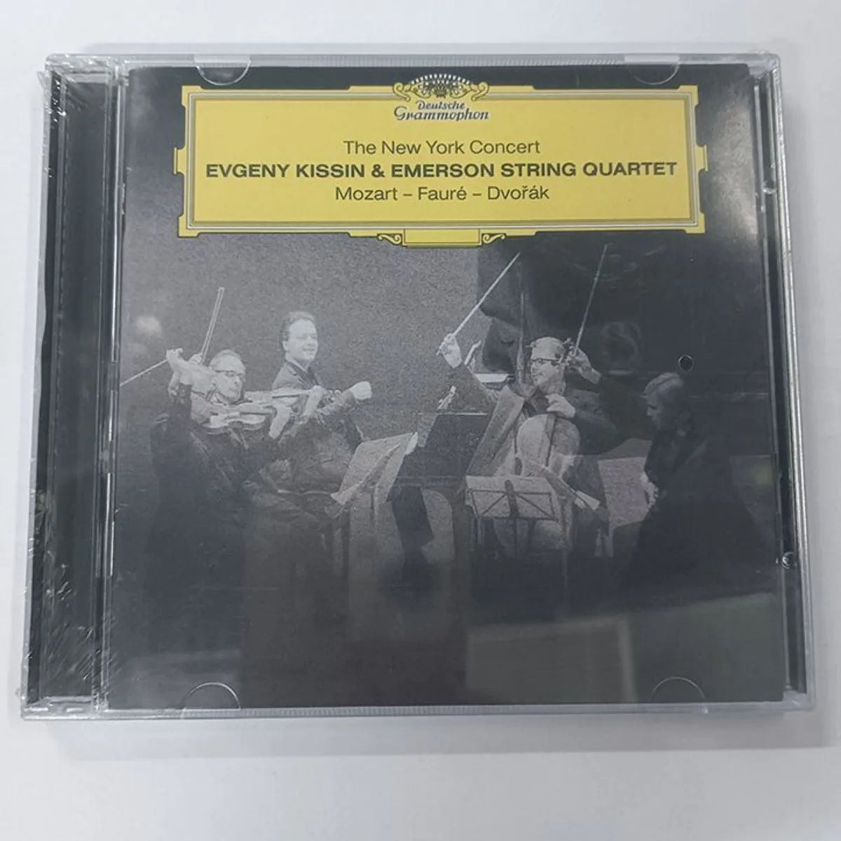 

Evgeny Kissin Emerson String Quartet The New York Concert Mozart Faure Dvorak - Iconic Classical Chamber Music Live Recording CD