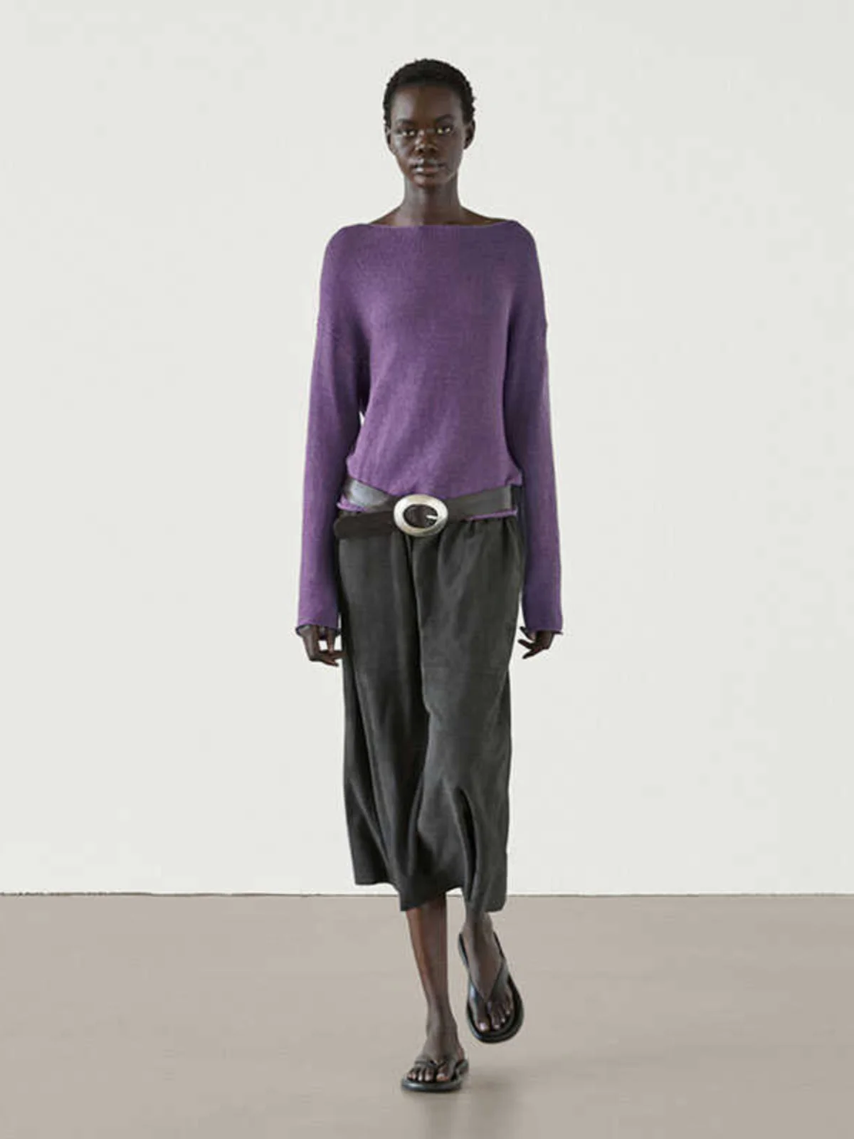 

MD Women's Faion Svel Knitted Sweater Lightweight Long Sve One-oulder Color New Arrival Autumn 2025