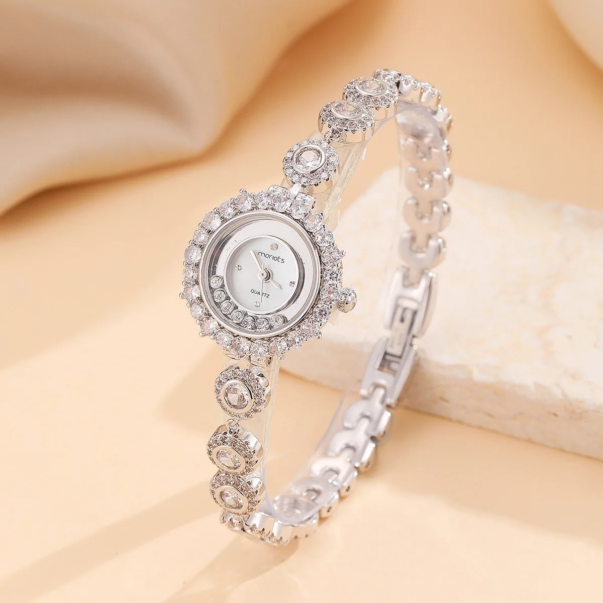 EYER Luxury Hot Fashion Full Zircon Crystal Round Bracelet Watch For Women Wedding Party Daily Jewelry Watch Accessories