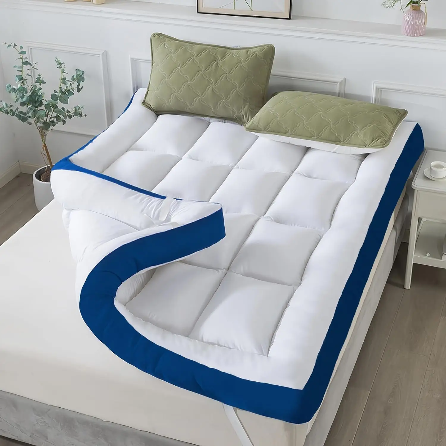 

5 Inch Queen Memory Foam Mattress Topper with Cotton Top, Breathable & Soft, Includes 4 Elastic Straps
