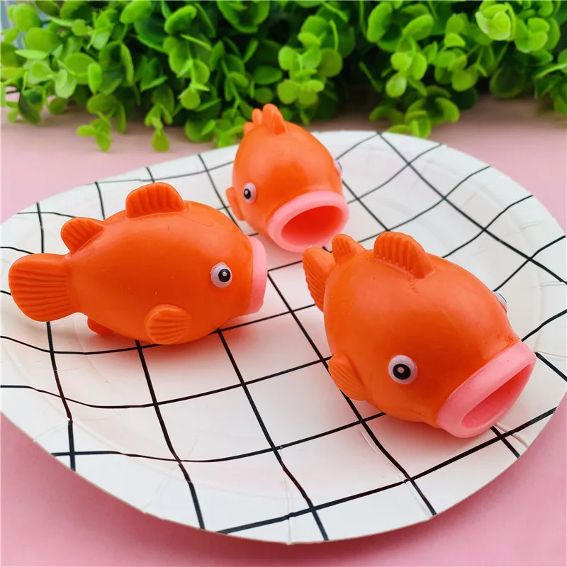 Cartoon Cute Squeeze Tongue Out Small Goldfish Toy Kids Stress Relief Toys Creative Goldfish Tongue Out  Pinch Music Fidget Toy